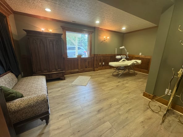 Private Esthetics Room for Holistic Skincare Pro at Olive & Myrrh, Grass Valley $500/mo