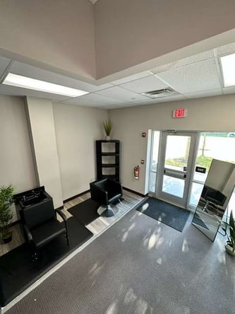 Downtown Studio Salon with Heavy Foot Traffic