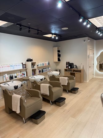 Booth Rental Opportunity in prime location in Houston, TX! 💇‍♀️✨
