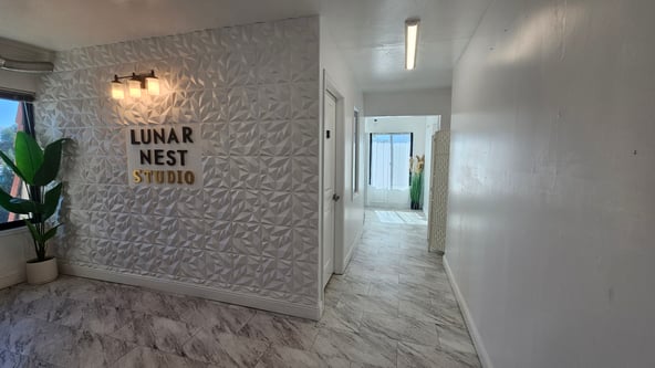 PRIVATE SALON SPACE FOR LEASE – FREE 1 month rent in MORGAN HILL, CA
