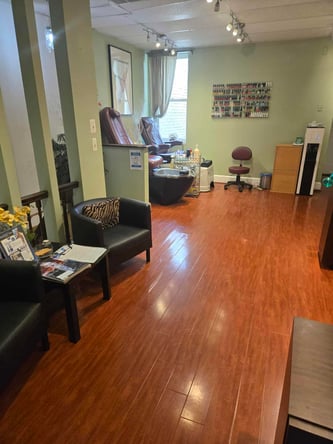 Beautysalon for rent. No contract needed
