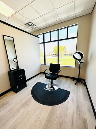 Brand new salon suites in Kennesaw, Georgia for leasing with new equipments starts from $100/week