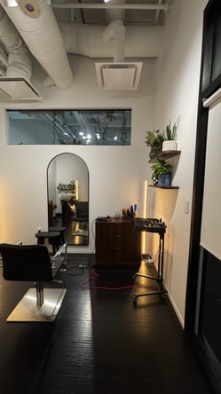 Hairstylist – private salon studio for rent
