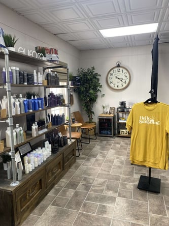 Looking for a salon home? We’re hiring independent stylists to join our cozy, boutique salon!