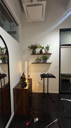 Hairstylist – private salon studio for rent