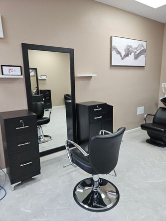 Independent Hair Stylists in Mesa AZ Station for Rent