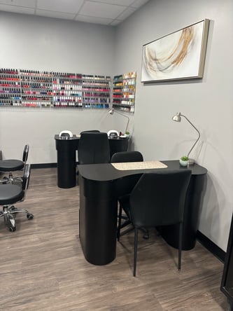 Booth Rental Opportunities in Bedford, NH — First 2 Weeks FREE!
