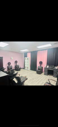 Studio or chair rental