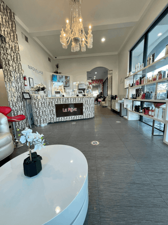 FIRST 2 WEEKS FREE – $275/week – Salon Booth Rental in Granada Hills