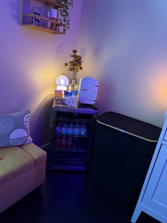 Beach front Esthetician suite / Daily or Monthly Rate / Great Value / Fully furnished