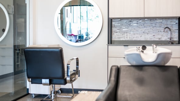 Luxury Salon Suites – All Inclusive Pricing