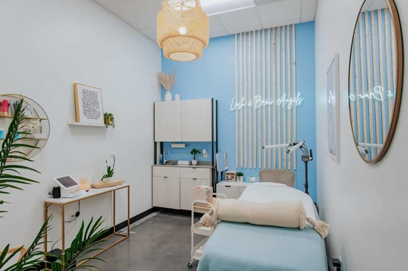 IMAGE Studios 360 in Evanston, IL – Salon Suite for Rent