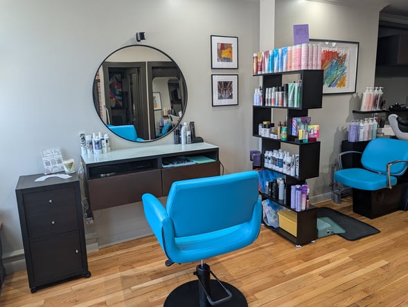 Charming Salon Station in Boston’s Historic South End