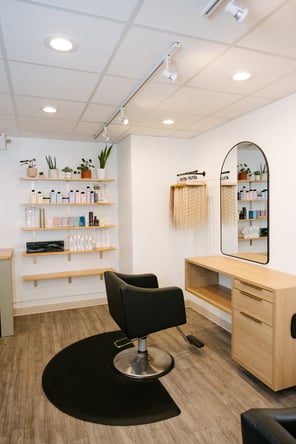 Brand new, modern, bright, open concept salon chairs available for rent!