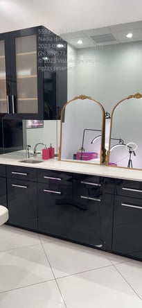 Luxury Private Salon Suite For Rent