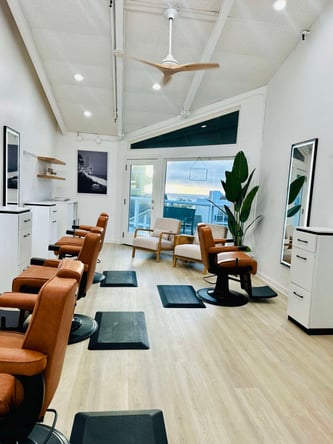 Brand New Ocean View Salon Stations for Rent in Laguna Beach – High Traffic on PCH