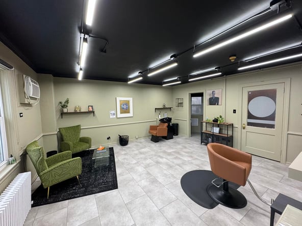 Beautiful, Fully Renovated Space for Lease in Affluent Downtown Hinsdale, IL