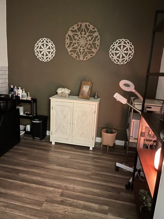 Booth/room rental