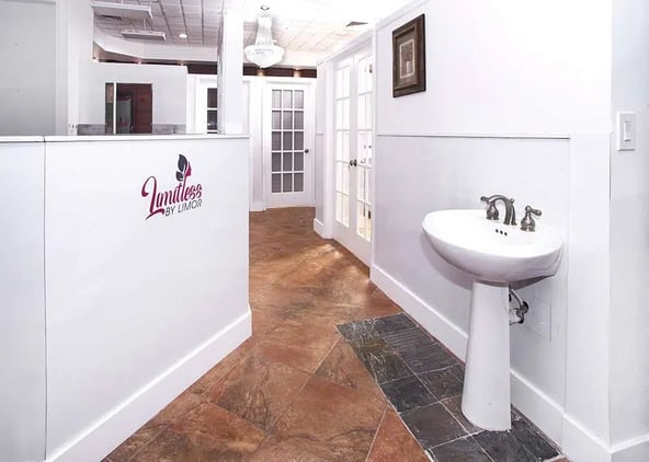 Spa and Salon Suites for Rent in Florida