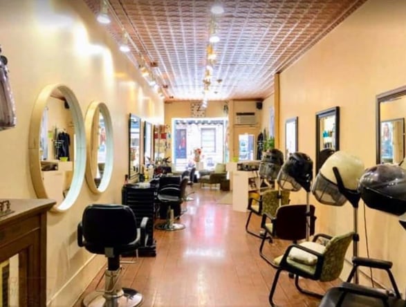 🌟 Chair for Rent at America Hair Style International – 445 W. 50th Street, NYC! 🌟