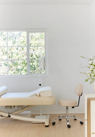 Lash & Esthetic Luxury Private Suite in West LA | Sun–Thu Monthly Rental