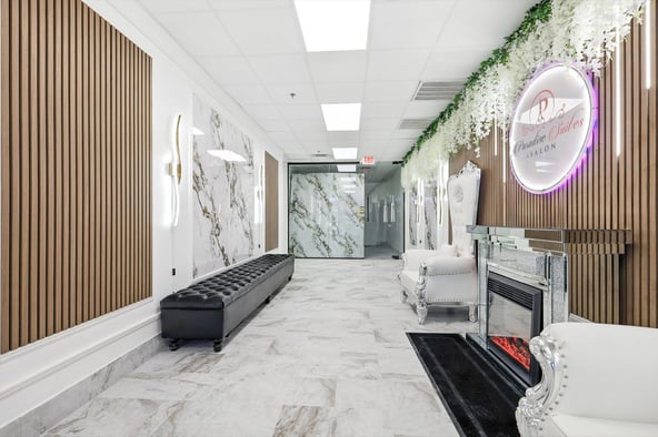 Paradise Suites & Salon