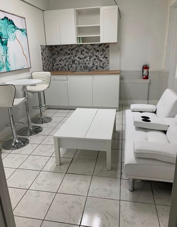 $189 / 100ft2 – Private Spa Suite Rental Near Orlando | Wellness Treatment Space (Altamonte Springs)