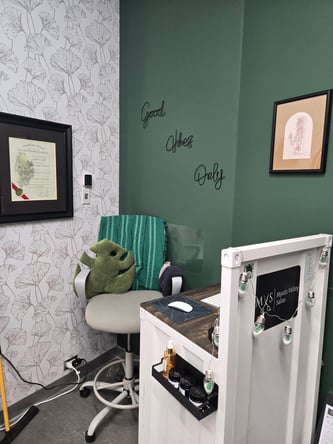 Suite with a window