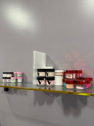 Professional Luxury Salon Stations & Private Rooms for Rent in Corona ca
