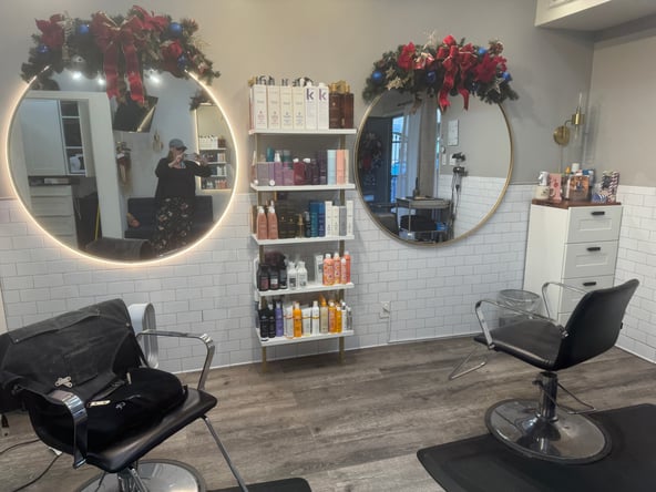 Salon Suite in Heart of Old Town. 375 square feet fully equipped. Washer and drier on site.