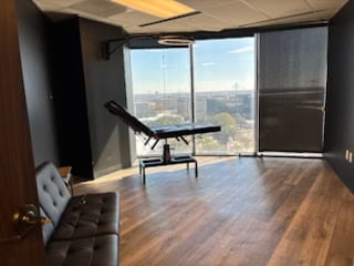 High-Rise Tattoo Studio Space