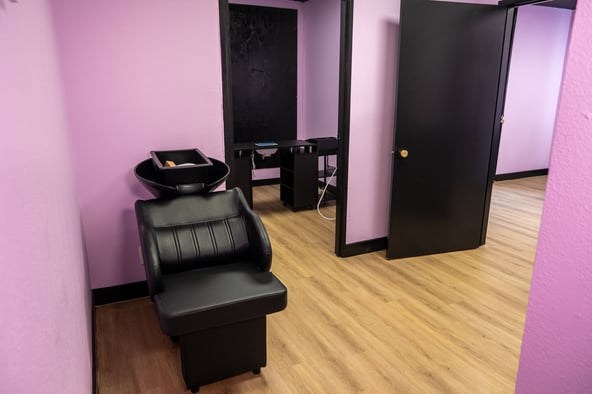 Turnkey Creative / Beauty / Studio Space for Lease – Fully Built Out – Commerce, CA (500 sq ft)