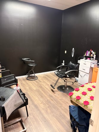 Salon Suite Rental