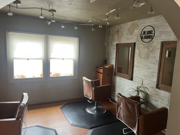Chair for rent in Old Town Greenwood