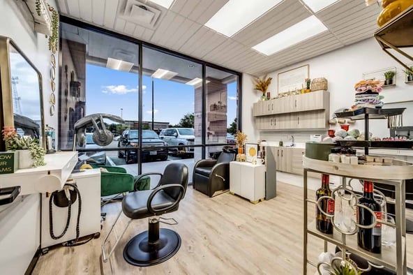 Sola Salon Studios in Cypress, TX – Salon Suite for Rent