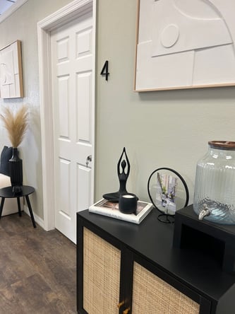 Salon and Spa Suites for lease