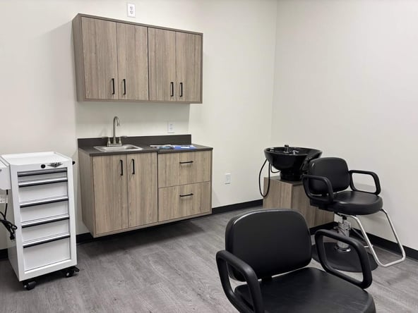 Sola Salon Studios in Johns Creek, GA – Salon Suite for Rent