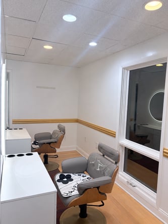 Private Salon Room with 2 Stations for One Stylist – Fairfax – $1100/Month