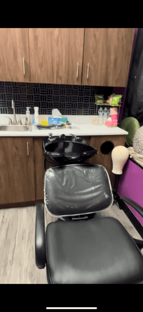 All-Inclusive Salon Suite w/ Street View