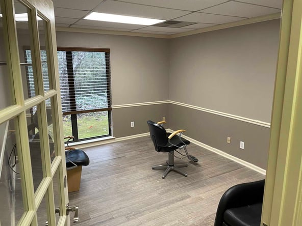 Private Salon Suites in Vibrant Downtown Roswell, GA