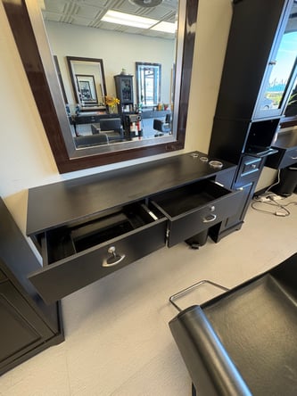Chair Rental Available | Blended Beauty Salon – Encinitas