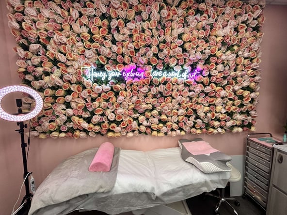 Waxing/Lash studio for rent