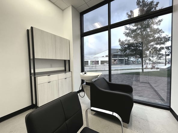 NEW, Private Luxury Salon Suite in Downtown Columbus!