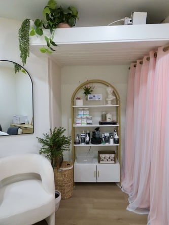 Salon Suites for Rent in Downey