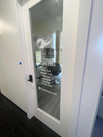 Beautiful storefront suite available for sublease!!