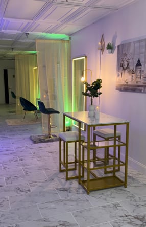 Salon Chair for Rent