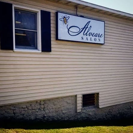 Liverpool area high traffic salon is looking for experienced stylists