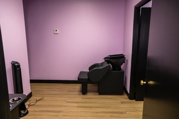 Turnkey Creative / Beauty / Studio Space for Lease – Fully Built Out – Commerce, CA (500 sq ft)