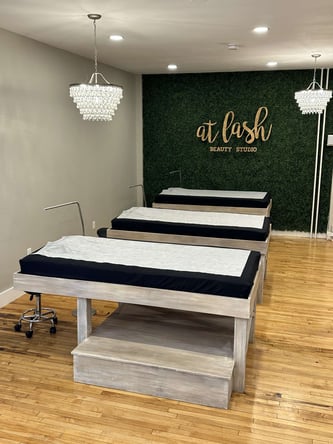 Lash Studio Station