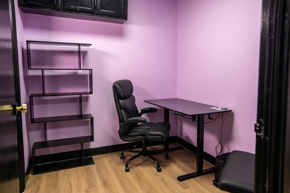 Turnkey Creative / Beauty / Studio Space for Lease – Fully Built Out – Commerce, CA (500 sq ft)
